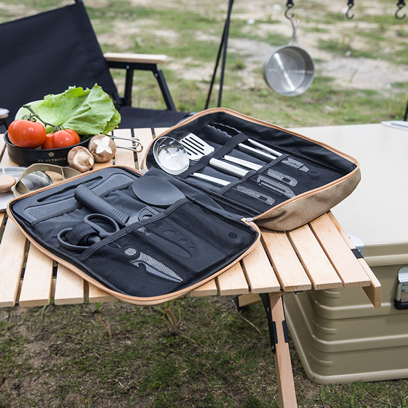 Set da Cucina da Campeggio 8 P - Camping Hiking Cooking recensione e prezzo