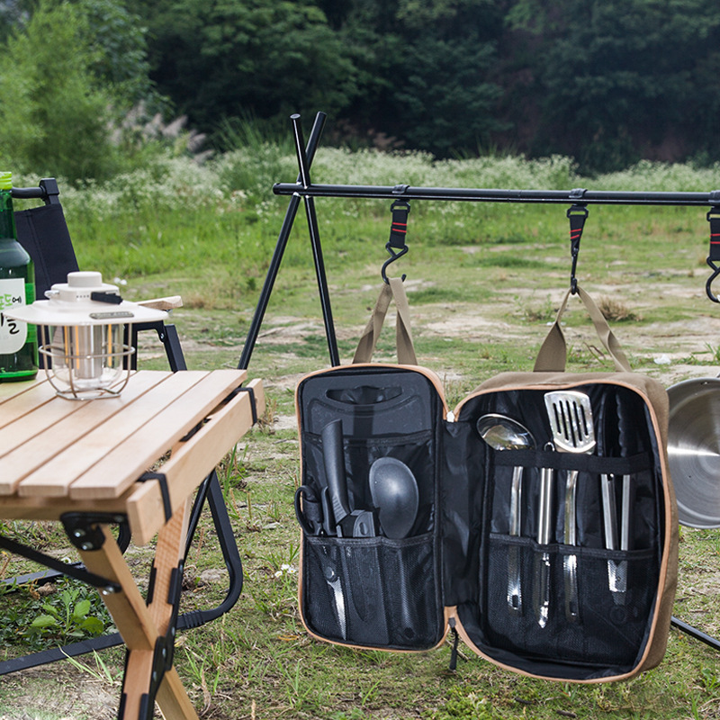 Set da Cucina da Campeggio 8 P - Camping Hiking Cooking recensione e prezzo